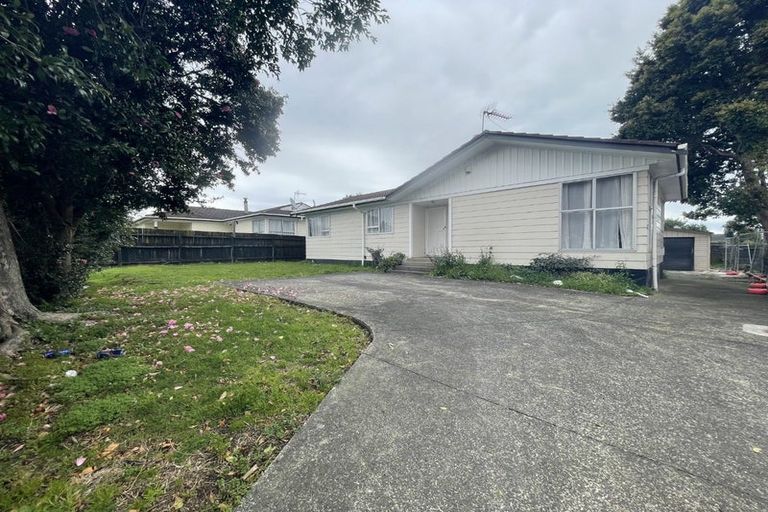 Photo of property in 3 Neems Place, Manurewa, Auckland, 2102