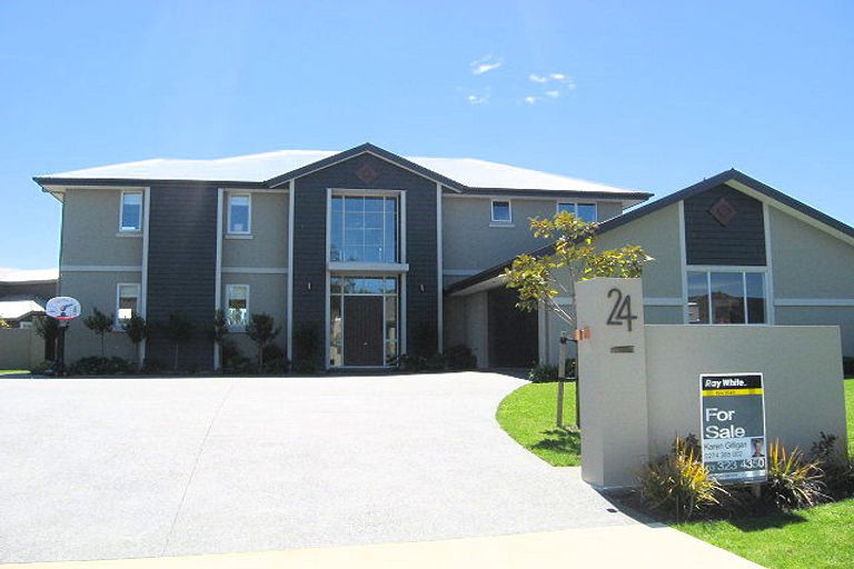 Photo of property in 24 Glen Oaks Drive, Northwood, Christchurch, 8051