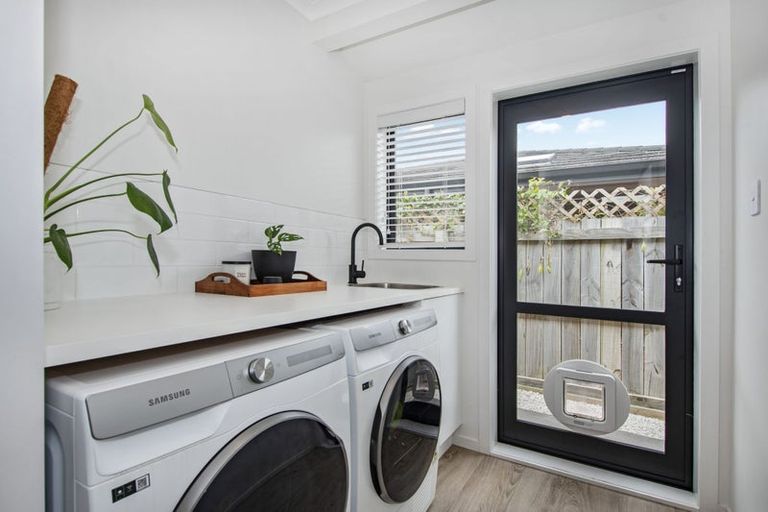 Photo of property in 98 Wairau Drive, Tikipunga, Whangarei, 0112