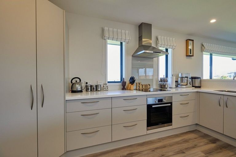 Photo of property in 28 Miromiro Drive, Kaikoura, 7300