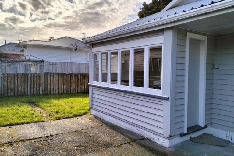 Photo of property in 12 Seddon Street, Wallaceville, Upper Hutt, 5018