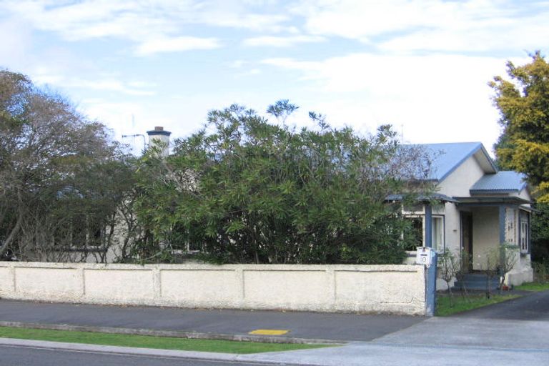 Photo of property in 10 Frederick Street, Terrace End, Palmerston North, 4410