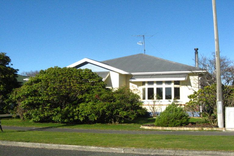 Photo of property in 15 Baird Street, Richmond, Invercargill, 9810