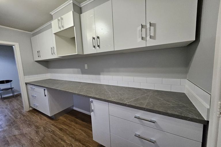 Photo of property in 6 Wimborne Crescent, Aranui, Christchurch, 8061