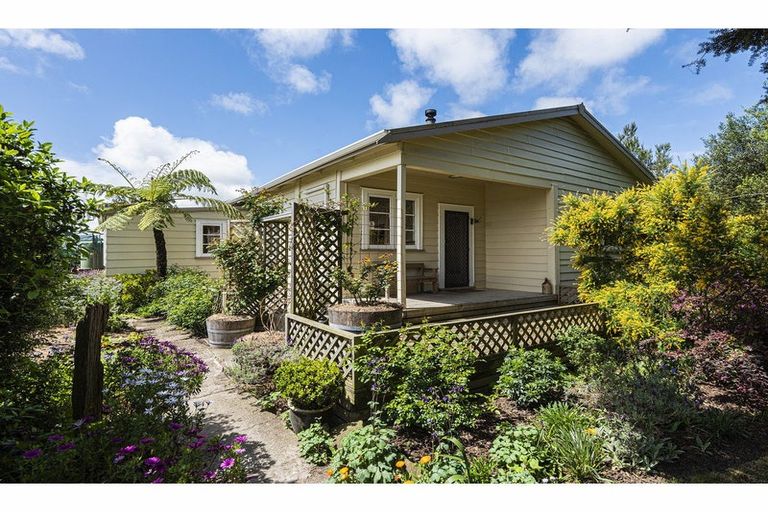 Photo of property in 63 Simpson Road, Ruawai, 0591