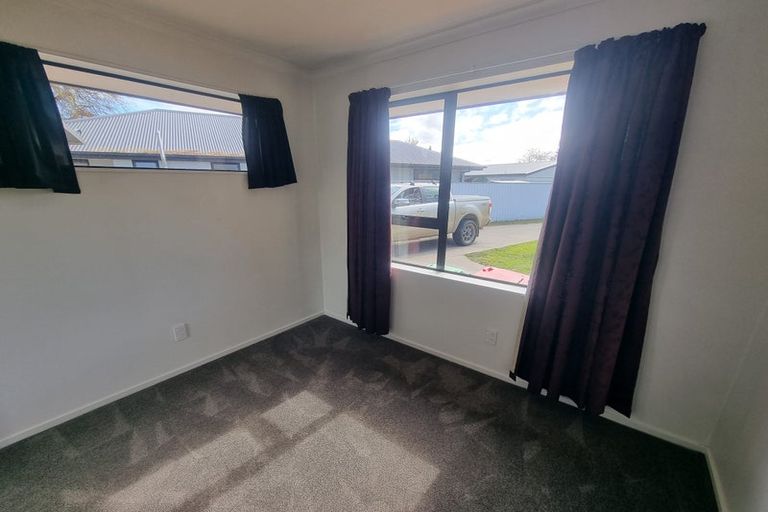 Photo of property in 10 Laura Kent Place, Woolston, Christchurch, 8023