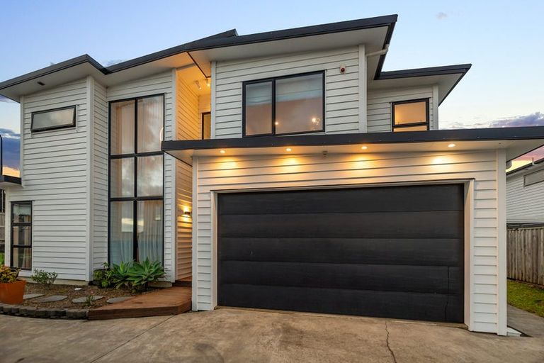 Photo of property in 3 Manawanui Way, Orewa, 0931