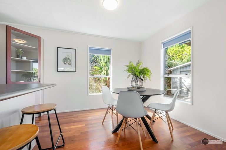 Photo of property in 42b Lord Street, Stokes Valley, Lower Hutt, 5019