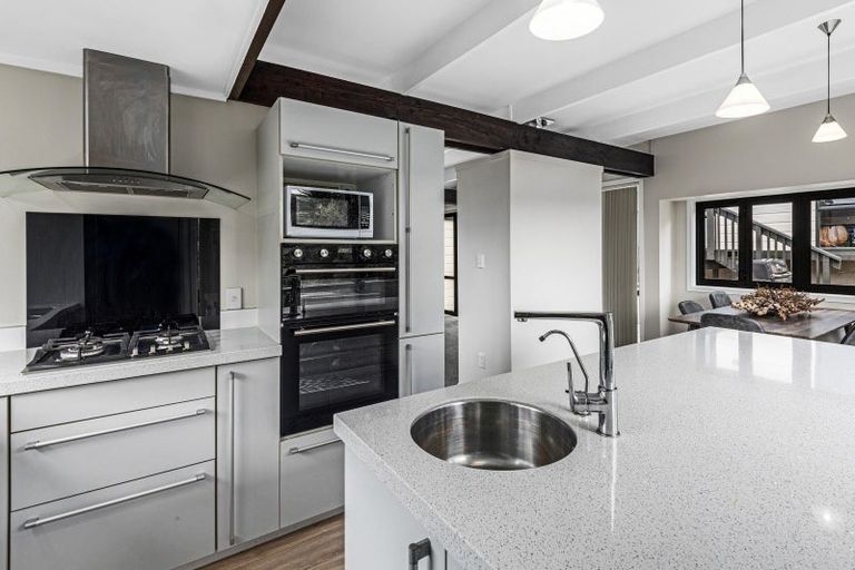 Photo of property in 17 Kowhai Park Road, Maunu, Whangarei, 0110