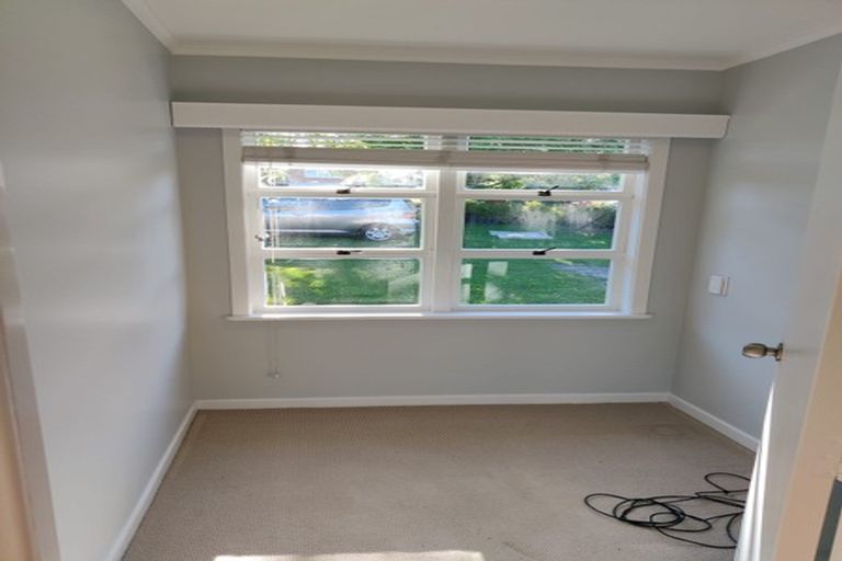 Photo of property in 4 Tiki Street, New Lynn, Auckland, 0600