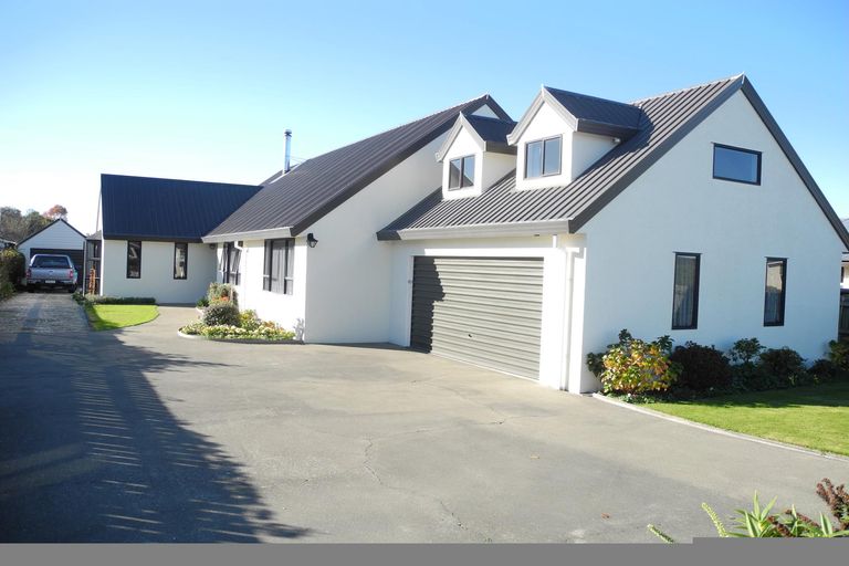 Photo of property in 8 Grace Street, Waimate, 7924