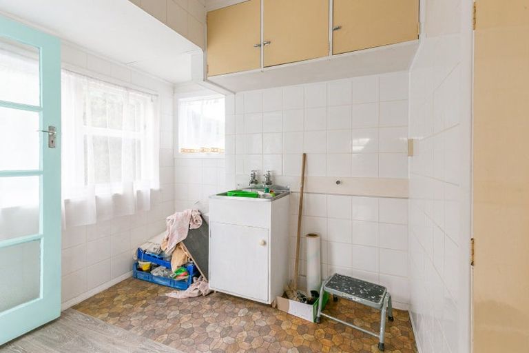 Photo of property in 5 Derwent Street, Wainuiomata, Lower Hutt, 5014