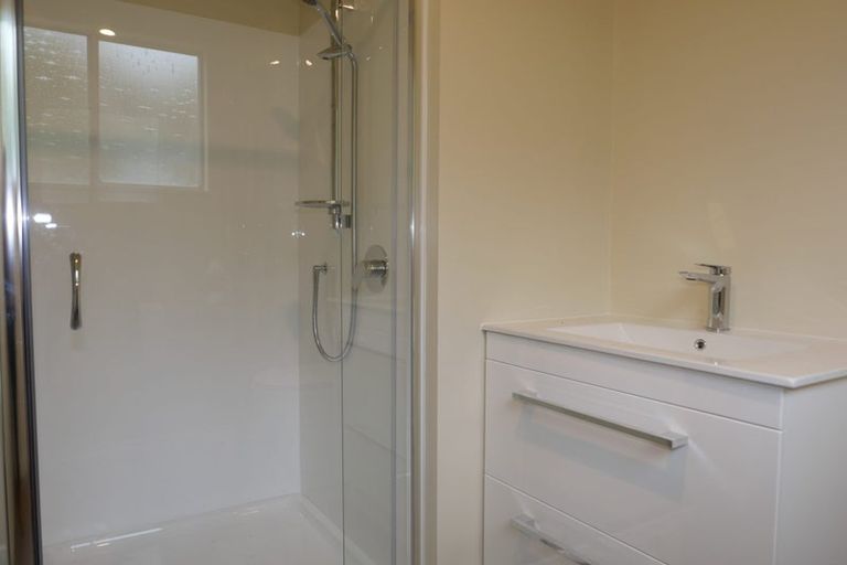 Photo of property in 17 Sunshine Avenue, Paraparaumu, 5032