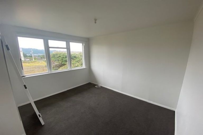 Photo of property in 24-30 Cheshire Street, Cannons Creek, Porirua, 5024