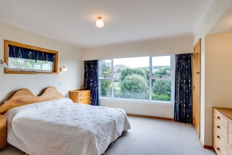 Photo of property in 128 Avondale Road, Greenmeadows, Napier, 4112