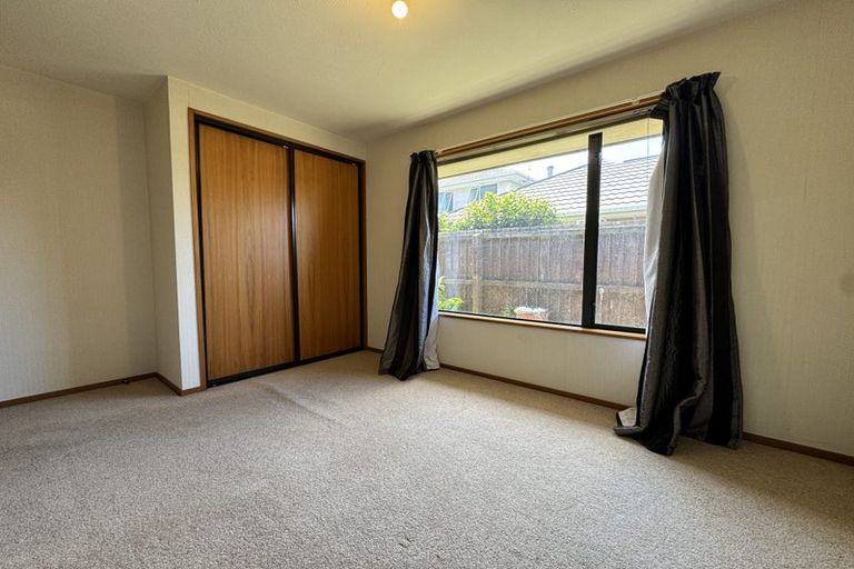 Photo of property in 4 Amdale Avenue, Broomfield, Christchurch, 8042