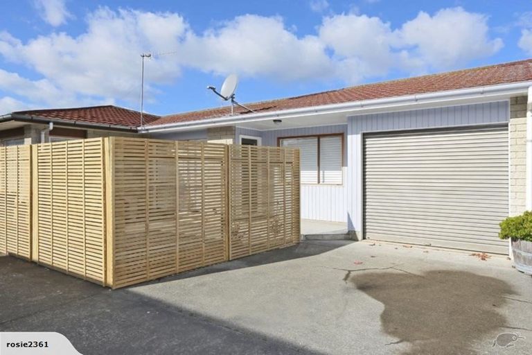 Photo of property in 4/508 Avenue Road East, Hastings, 4122