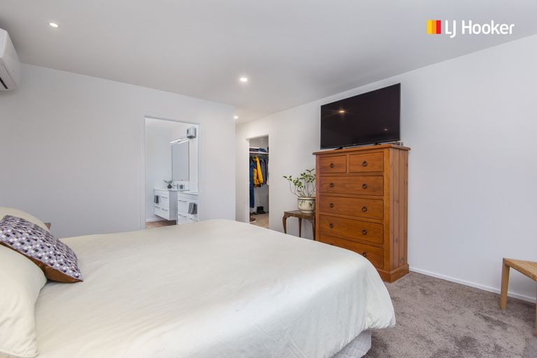 Photo of property in 17 Mallard Drive, Waihola, Milton, 9073