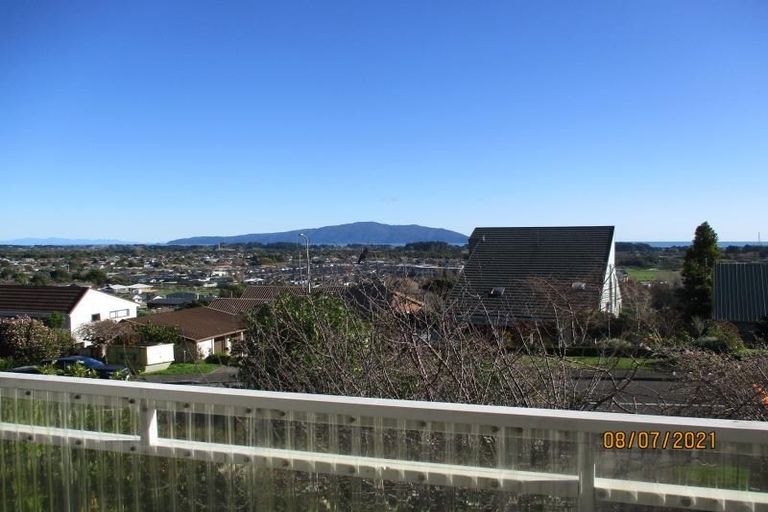 Photo of property in 135 Winara Avenue, Waikanae, 5036