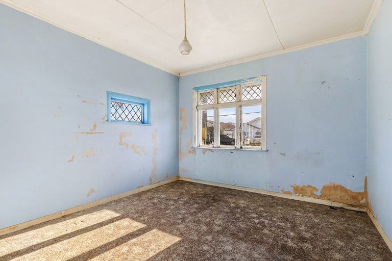 Photo of property in 106 Coutts Street, Kilbirnie, Wellington, 6022