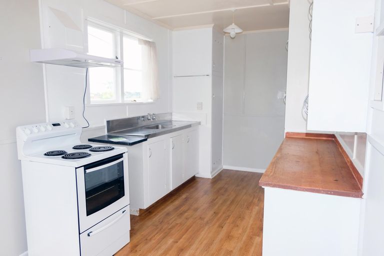 Photo of property in 4 Mclean Street, Oamaru North, Oamaru, 9400