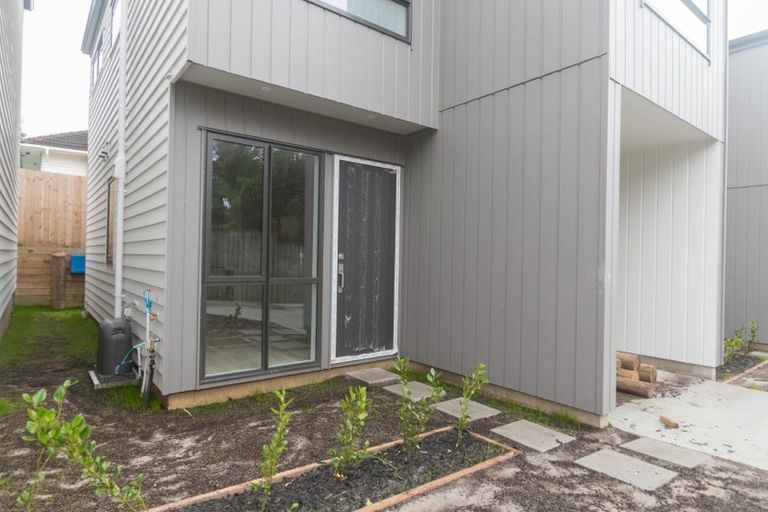 Photo of property in 82 Salisbury Road, Birkdale, Auckland, 0626