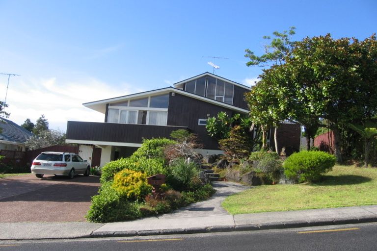Photo of property in 31 Mcdowell Crescent, Hillcrest, Auckland, 0627