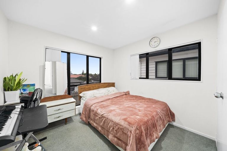Photo of property in 5e James Road, Manurewa, Auckland, 2102