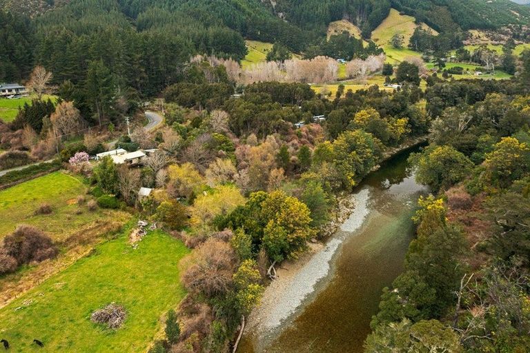 Photo of property in 420 Wakamarina Road, Canvastown, Havelock, 7178