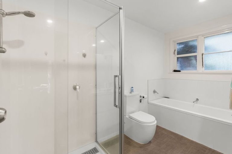 Photo of property in 35 Attlee Crescent, Bryndwr, Christchurch, 8053