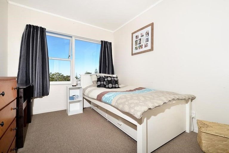Photo of property in 22 Keegan Drive, Massey, Auckland, 0614