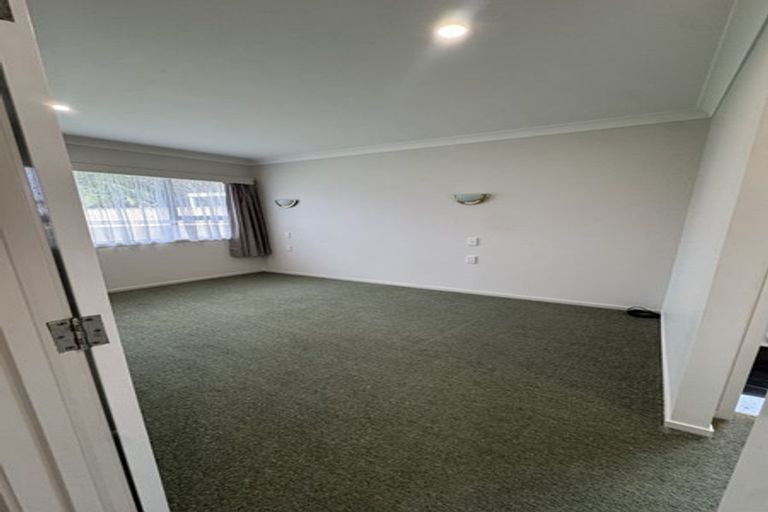 Photo of property in 11 Takanini Road, Takanini, 2112