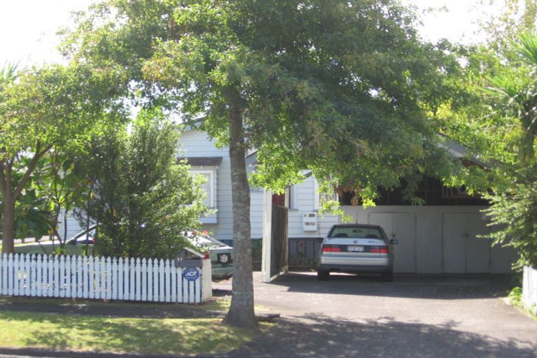 Photo of property in 1/17 Arawa Street, New Lynn, Auckland, 0600