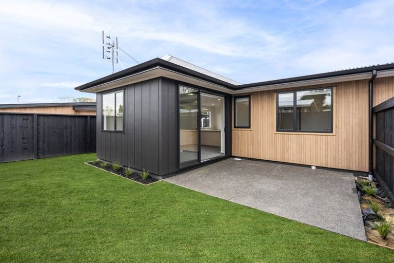 Photo of property in 2/23 Challinor Street, Pukete, Hamilton, 3200