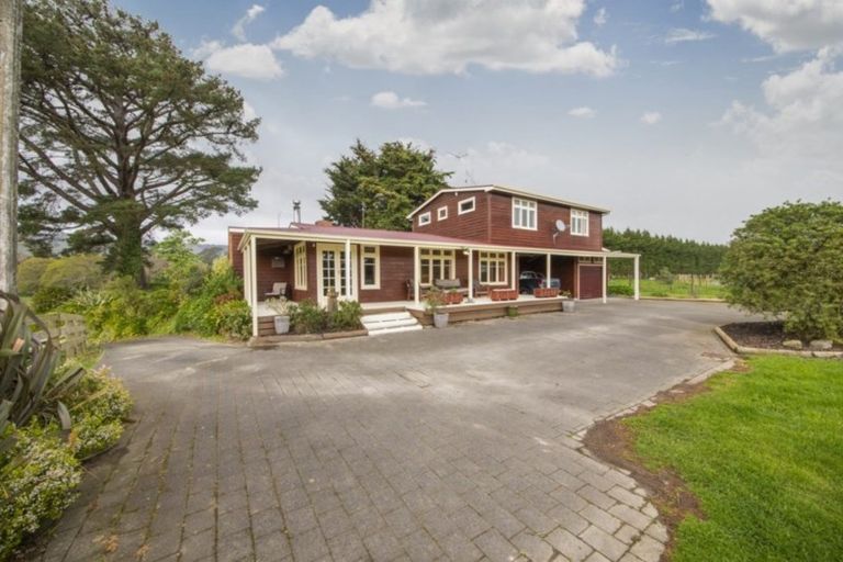 Photo of property in 308 Hewitts Road, Linton, Palmerston North, 4472