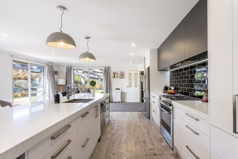 Photo of property in 18 Lancaster Lane, Waldronville, Dunedin, 9018