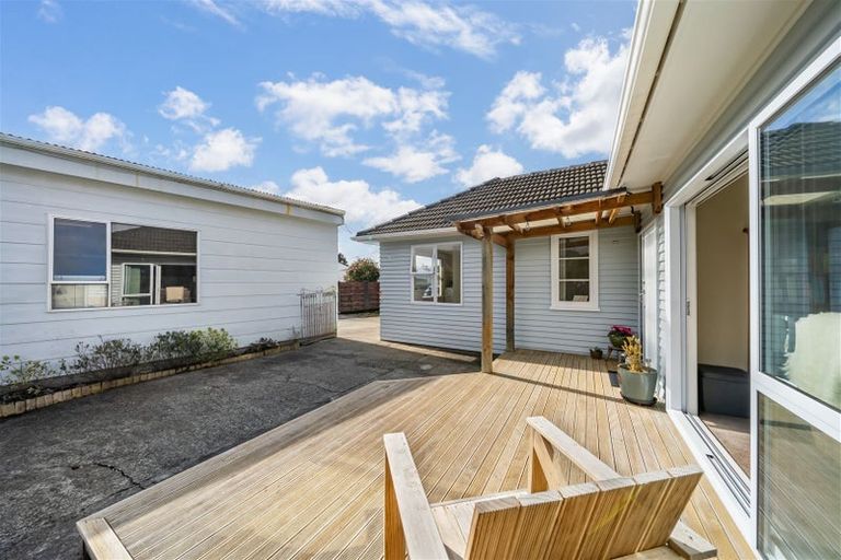 Photo of property in 140 Mcleod Street, Elderslea, Upper Hutt, 5018