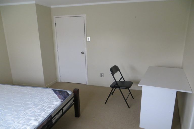 Photo of property in 125 Glengarry Road, Glen Eden, Auckland, 0602