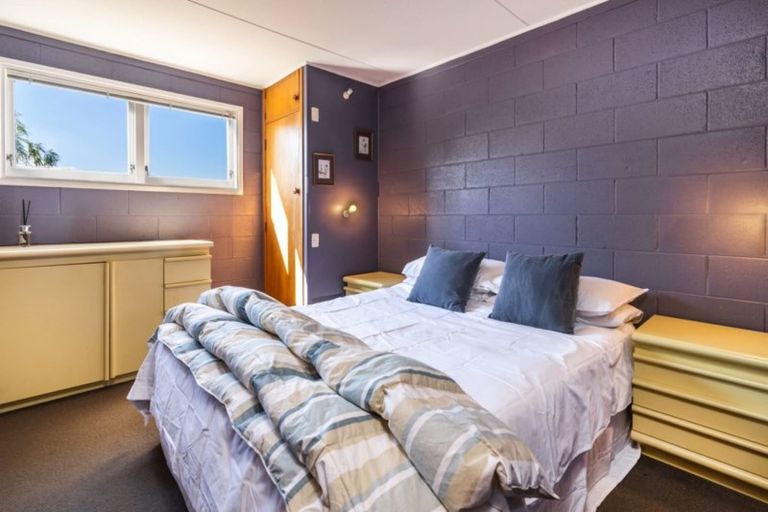 Photo of property in 17 Te Kopua Street, Acacia Bay, Taupo, 3330