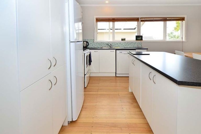 Photo of property in 1/15 Manuka Road, Bayview, Auckland, 0629