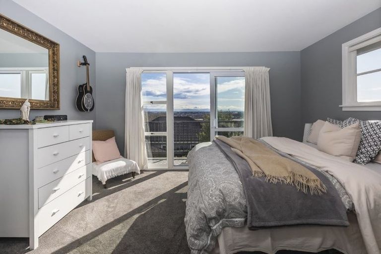 Photo of property in 2/35a Hackthorne Road, Cashmere, Christchurch, 8022