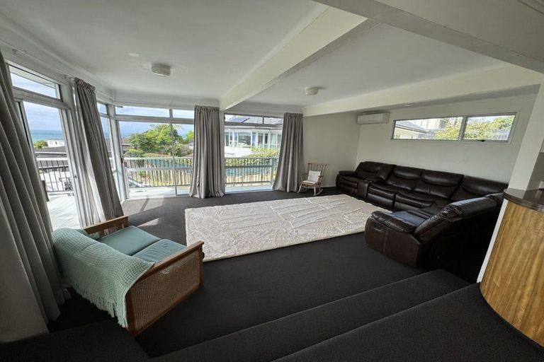 Photo of property in 7 Sykes Avenue, Hatfields Beach, Orewa, 0931
