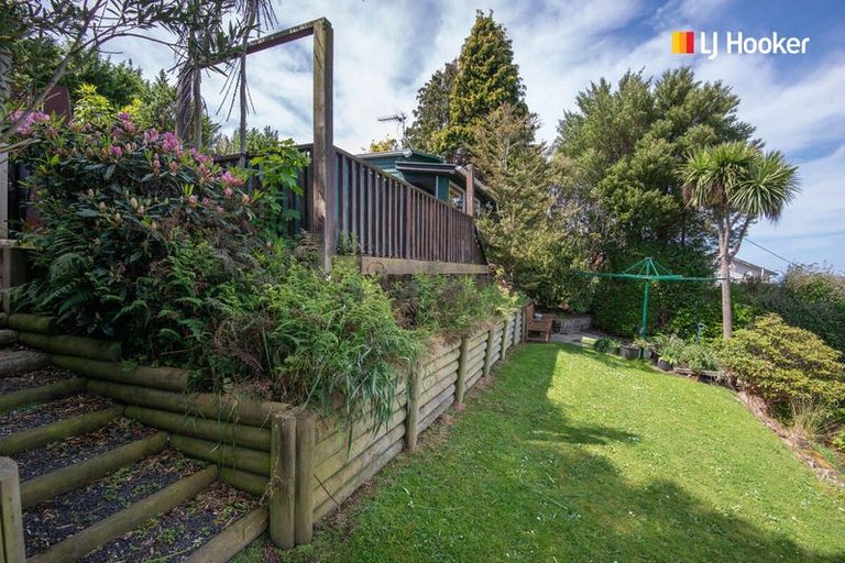 Photo of property in 112 Oakwood Avenue, Balaclava, Dunedin, 9011