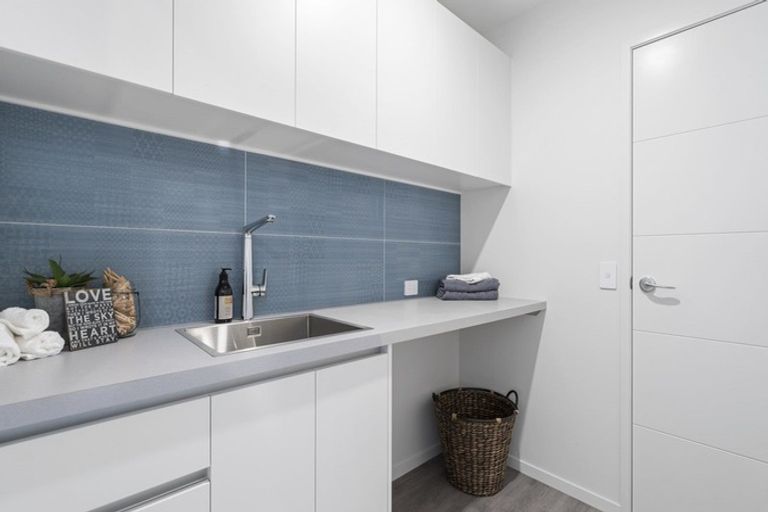 Photo of property in 26 Smith Street, Lepperton, New Plymouth, 4373