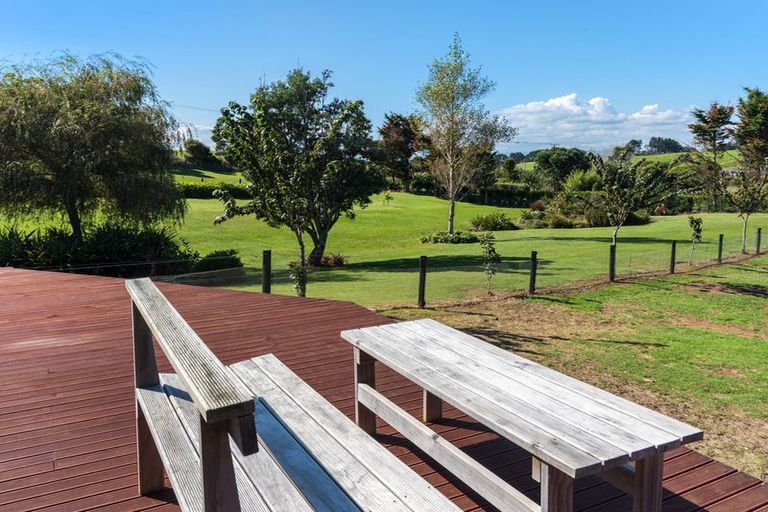 Photo of property in 1455 Awhitu Road, Pollok, Waiuku, 2684