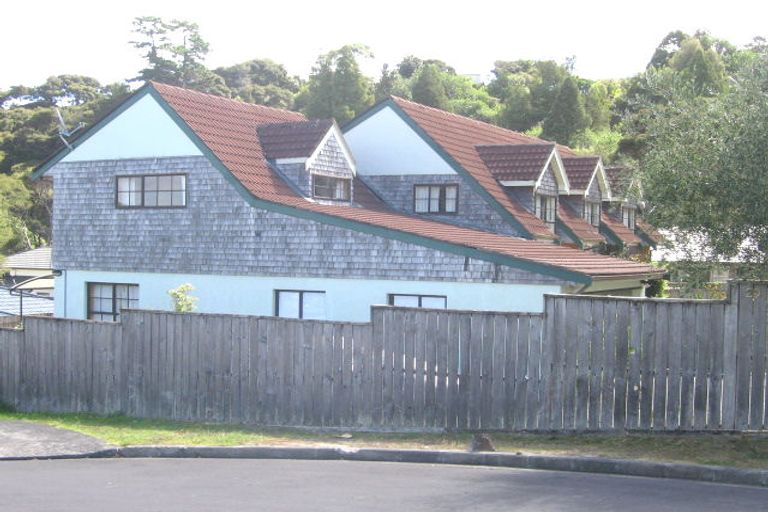 Photo of property in 29a Heathglen Place, Bayview, Auckland, 0629