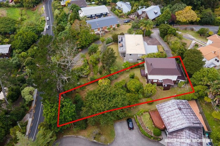 Photo of property in 105 Braemar Road, Castor Bay, Auckland, 0620