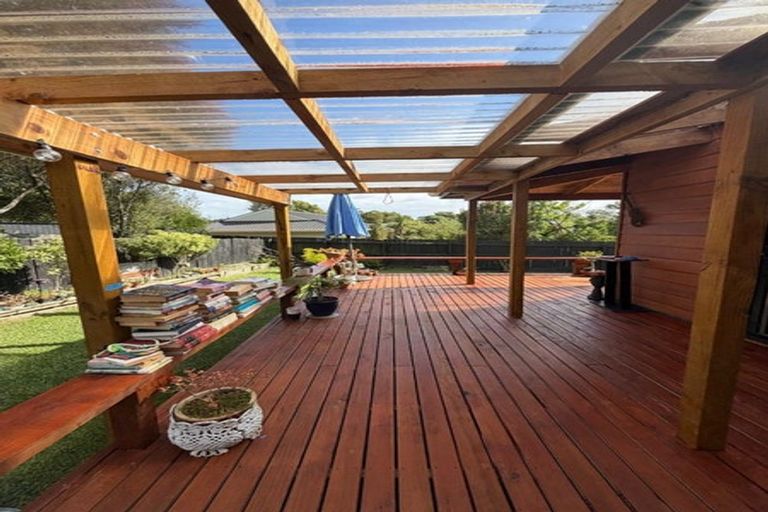 Photo of property in 2/19a Woodvale Road, Glen Eden, Auckland, 0602