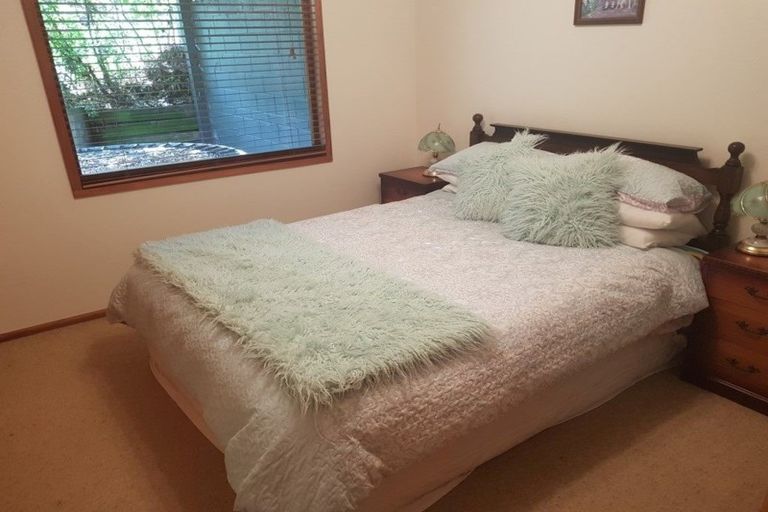 Photo of property in 18 Evans Pass Road, Sumner, Christchurch, 8081