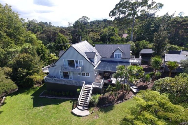 Photo of property in 59 Chatham Avenue, Paremoremo, Auckland, 0632